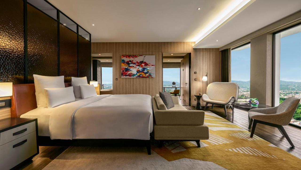 Pullman Bandung Grand Central ภายนอก รูปภาพ