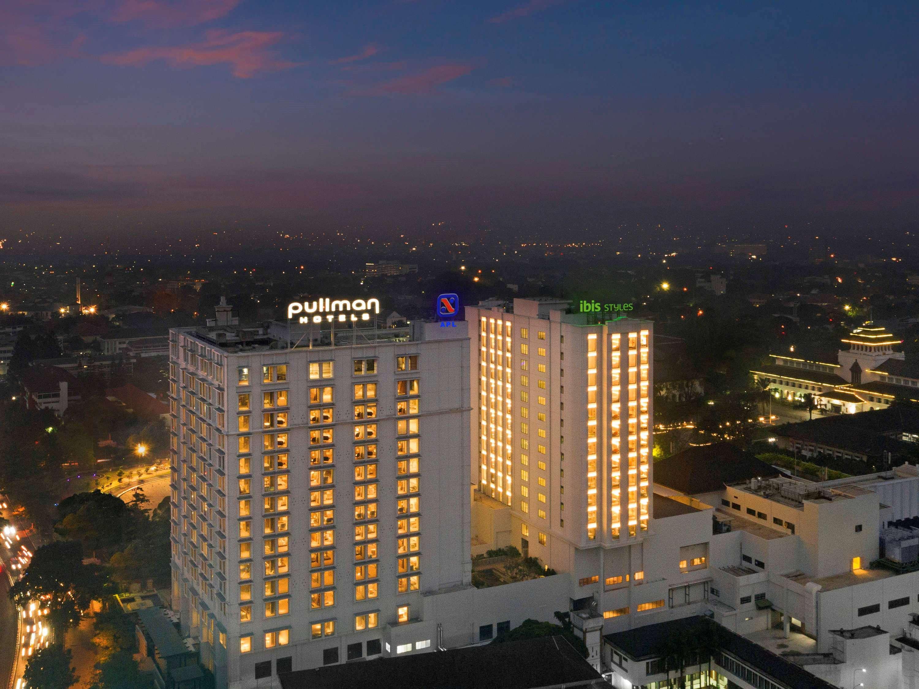 Pullman Bandung Grand Central ภายนอก รูปภาพ